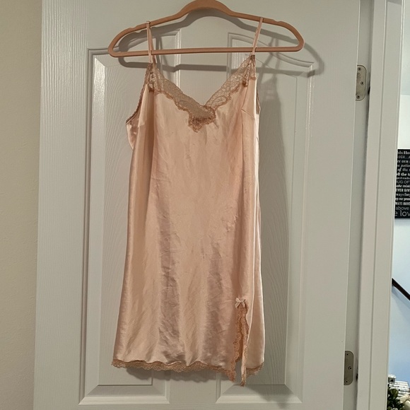 Victoria’s Secret Silky Lingerie Slip - Picture 1 of 13